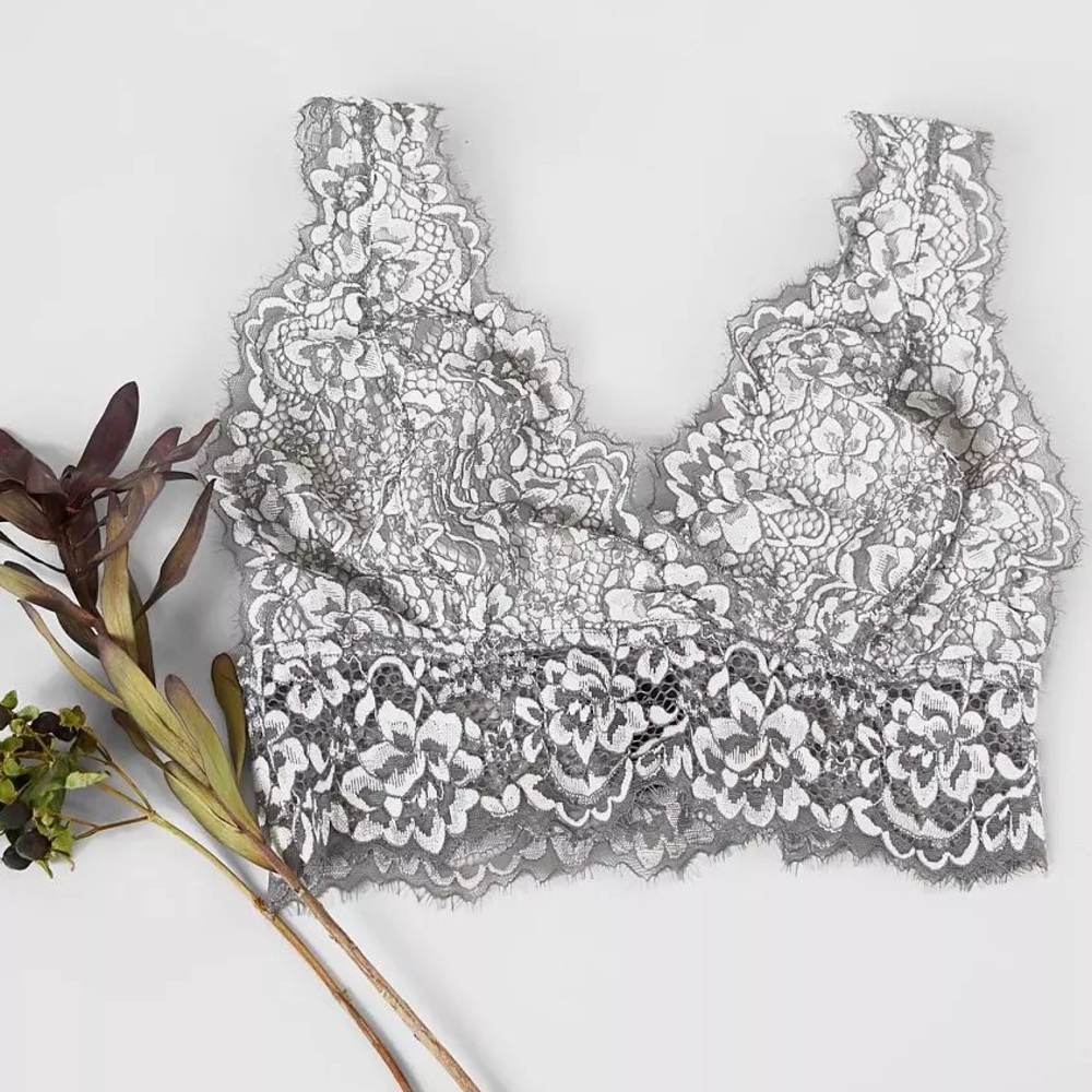 Daytrip Floral Lace Bralette - Black